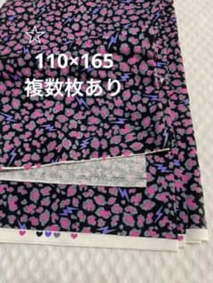 生地No.02　シーチング　ブラックにピンク柄90　複数枚ありのサムネイル