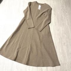 【新品】UNIQLO ブラッシュドジャージーワンピース Mのサムネイル