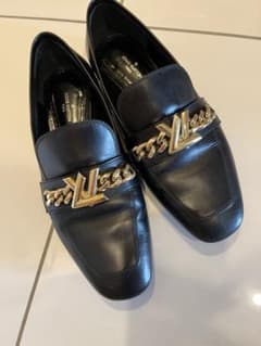 Louis Vuitton ローファー ゴールドチェーン Louis Vuitton ローファー ゴールドチェーン LOUIS VUITTON - ルイ