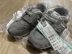 値下中【美品】new balance IZ996GR3 キッズシューズ 14.5のサムネイル