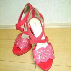 値下！JILLbyJILLSTUART☆カットワークサンダルのサムネイル