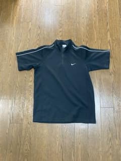 NIKE ハーフジップ　半袖のサムネイル