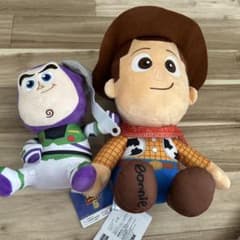 トイ・ストーリー　ウッディー　バズ　ぬいぐるみのサムネイル