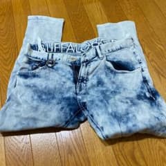 バッファローボブズのパンツのサムネイル