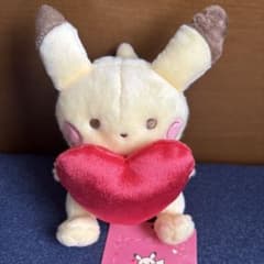 피카츄 봉제인형 하트 첨부