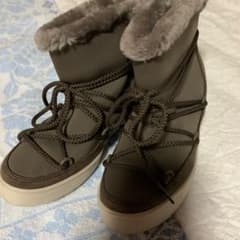 ブラウンファー付きミッドカットブーツのサムネイル