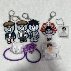 TREASURE ジョンウ グッズセットのサムネイル