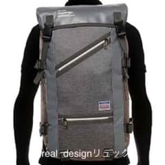 real designリュックのサムネイル