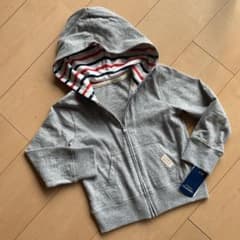 パーカーのサムネイル