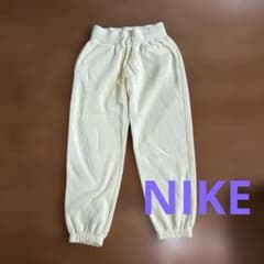 NIKE スウェットパンツ ジョガーパンツ ライトイエロー