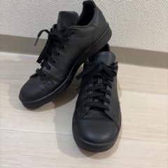 adidas Stan Smith Triple Blackのサムネイル