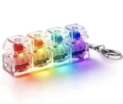 メカニカルキーボード スイッチ キーホルダー 4連 LEDのサムネイル