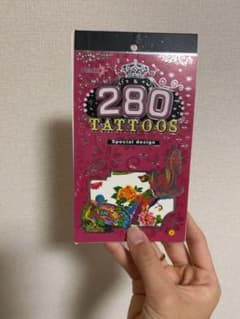 水で貼るタトゥーのサムネイル