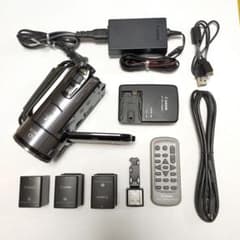 Canon IVIS HF S10 バッテリー3個 充電器 その他付属品多数のサムネイル