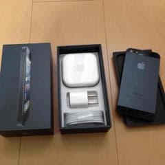 ふいーくん様専用 iPhone5 64g ソフトバンク 付属品未使用のサムネイル