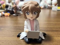 Ai Haibara figure, laptop
