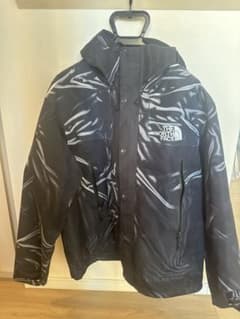 THE NORTH FACE × Supreme マウンテンパーカーのサムネイル