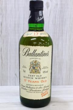 △バランタイン17年 ベリーオールド スコッチウイスキー 750ml 43