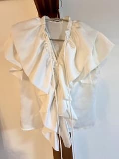 L’AUBE BLANC - Raffle Satin Blouseのサムネイル