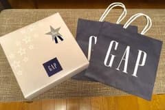 ★GAP★ギフトボックス★ショッパー★のサムネイル