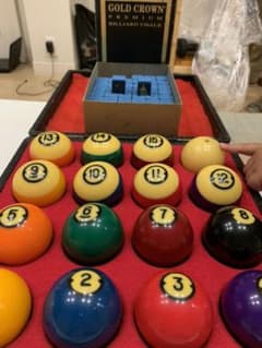 お値下げ中！BRUNSWICK ビリヤード球（ボール）チョークセットのサムネイル