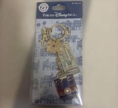 【新品】東京ディズニーシー　22周年　キーチェーン　エレクトリックレールウェイのサムネイル