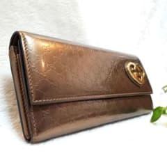 極美品✨GUCCI ラブリーハート GG シマ ゴールド金具 長財布 ブラウン 美品✨GUCCI ラブリーハート GG シマ ゴールド金具 長財布 ブラウン