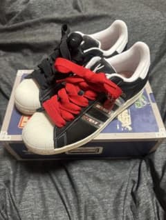 【美品最安値】adidas Superstar Korn コラボ スニーカーのサムネイル