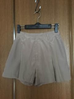 ショートパンツ moussy グレージュ Sのサムネイル