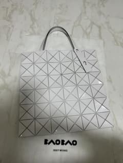 バオバオ BAO BAO LUCENT ONE-TONE トート - メルカリ