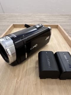 JVC Everio GZ-E225 フルハイビジョン ビデオカメラ 光学40倍 - メルカリ