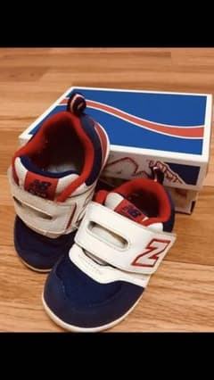 ニューバランス ワイド574のサムネイル