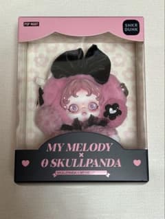 MY MELODY x SKULLPANDA フィギュアのサムネイル
