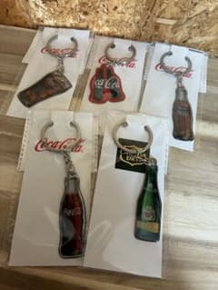 Coca-Cola Canada Dry キーホルダー 5種セット - メルカリ