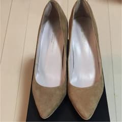 スエード パンプス 24cmのサムネイル