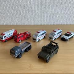 トミカ　ミニカーまとめ売り　7台のサムネイル
