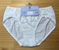 スタンダードショーツ 白 花柄刺繍ブルーのサムネイル