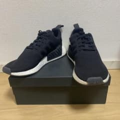アディダス　NMD R2 コアブラックのサムネイル