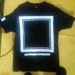 エルヴィラ Tシャツのサムネイル