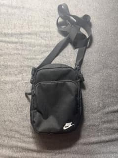 NIKE ショルダーバッグ ブラックのサムネイル