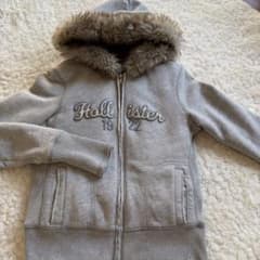 Hollister 刺繍ロゴ ダブルジップアップパーカー ファー付き グレー　Lのサムネイル