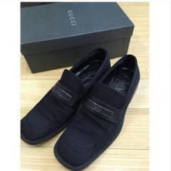 Gucci グッチ のローファーのサムネイル
