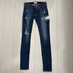 【極美品】GYDA SIDE RIPPED スキニーデニムパンツ Sサイズのサムネイル