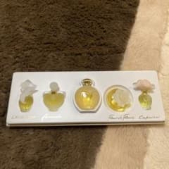 nina ricci 香水　ミニボトルセットのサムネイル