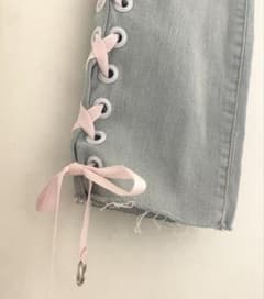 【新品未使用】サイドリボンデニムパンツ 編み上げ ボトムス ジーンズ 韓国のサムネイル
