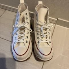 Converse Chuck Taylor 厚底 スニーカーのサムネイル