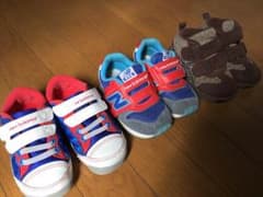 らい様 専用  ニューバランスとasics  ３足セットのサムネイル
