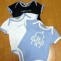 アルマーニ　ロンパース　60　セットのサムネイル