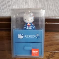 ５００円値下げキティちゃんミニタンスです。大きさは、４枚目写真あります。のサムネイル