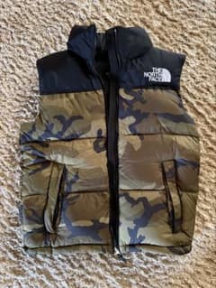 THE NORTH FACE ダウンベストのサムネイル